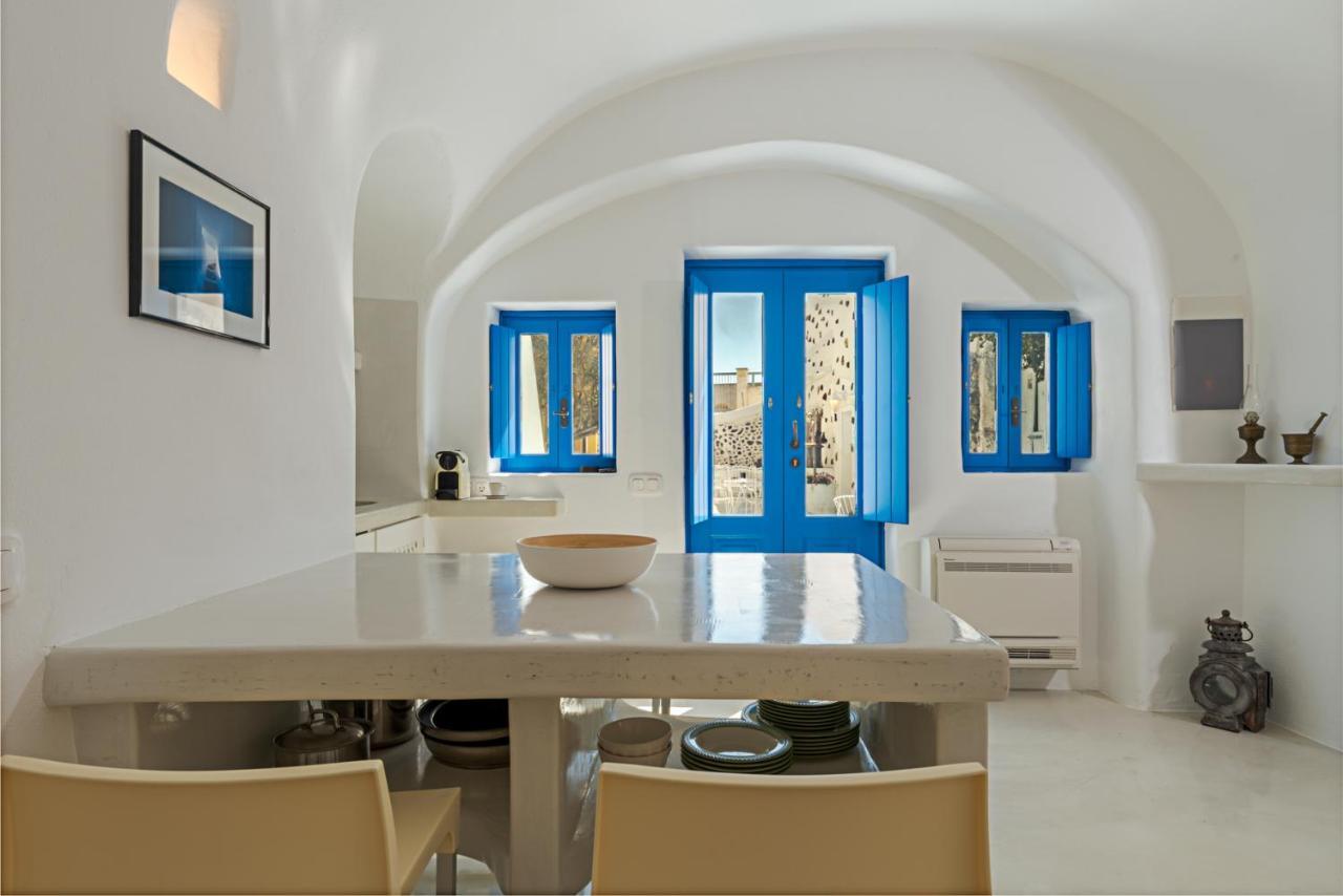 Crown Of Fira Villa Фиростефани Екстериор снимка