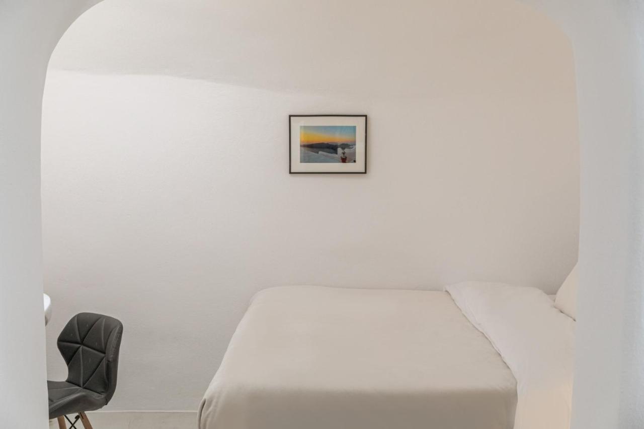Crown Of Fira Villa Фиростефани Екстериор снимка