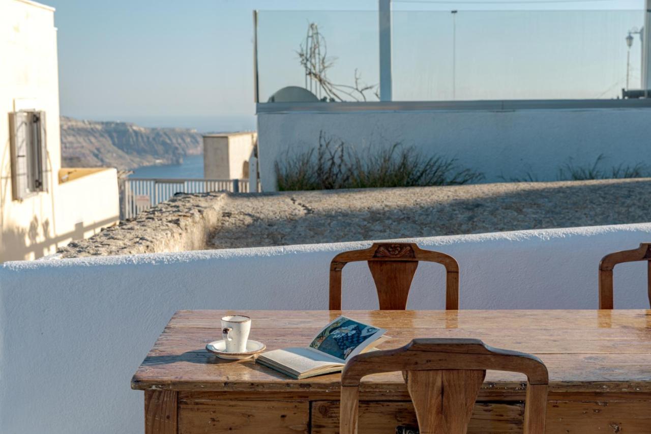Crown Of Fira Villa Фиростефани Екстериор снимка