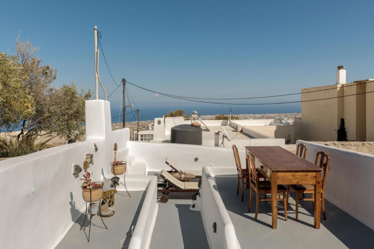 Crown Of Fira Villa Фиростефани Екстериор снимка